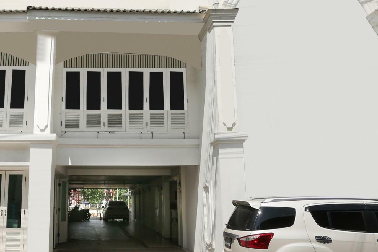 B2 Riverside Colonial Hotel Τσιάνγκ Μάι Εξωτερικό φωτογραφία